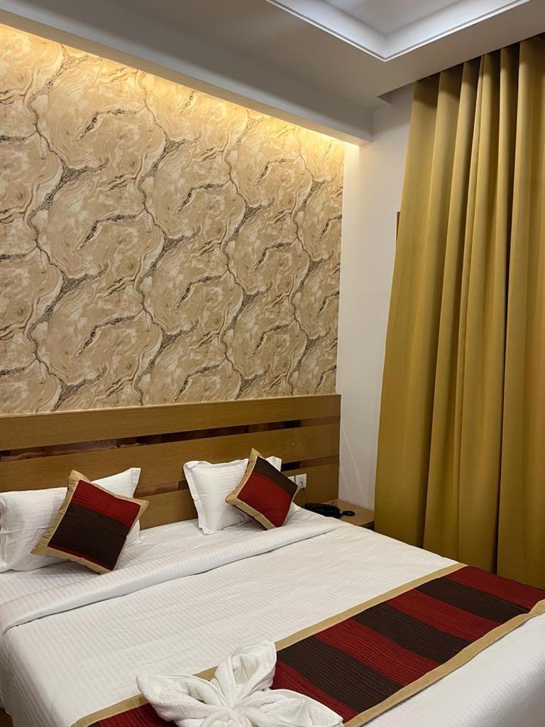 Hotel Royal Casa Лакхнау Екстер'єр фото