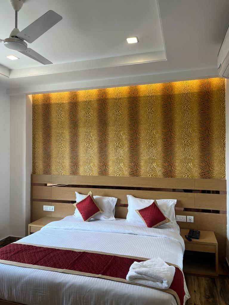 Hotel Royal Casa Лакхнау Екстер'єр фото