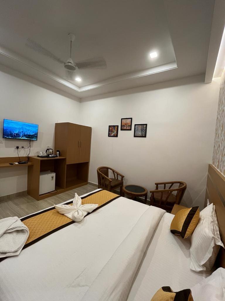 Hotel Royal Casa Лакхнау Екстер'єр фото