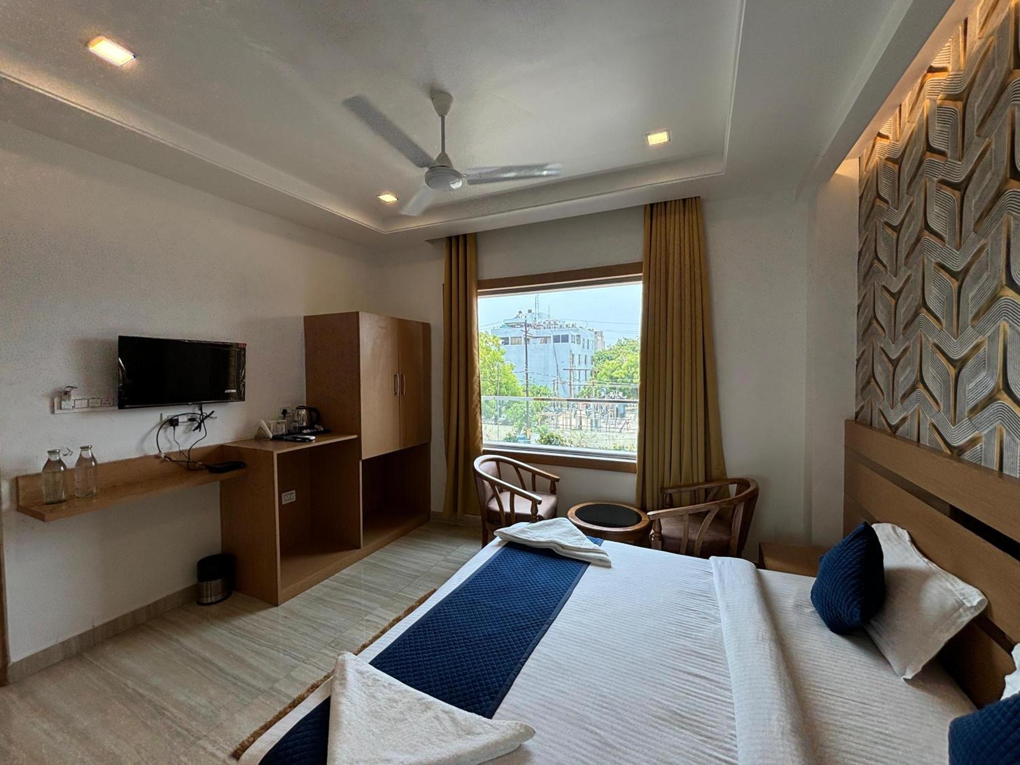 Hotel Royal Casa Лакхнау Екстер'єр фото